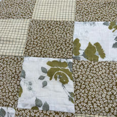 gallery/detalles de desgaste en el tapizado y en la base cromada (12)