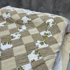 gallery/detalles de desgaste en el tapizado y en la base cromada (11)